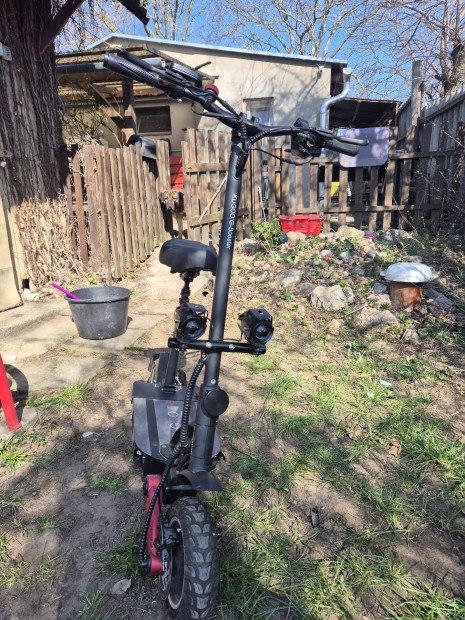 Elad� Kugoo G-Booster