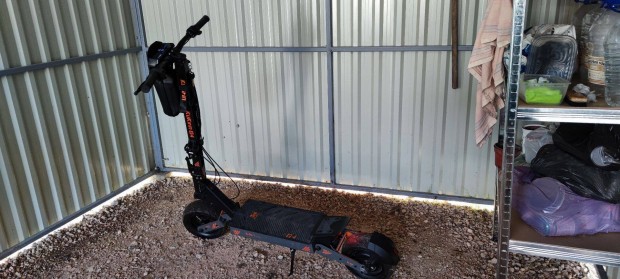 Eladó Kukirin G4 elektromos roller