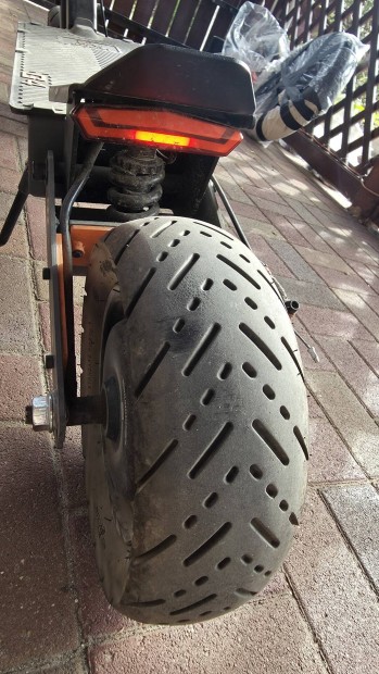 Elad Kukirin G4 roller!