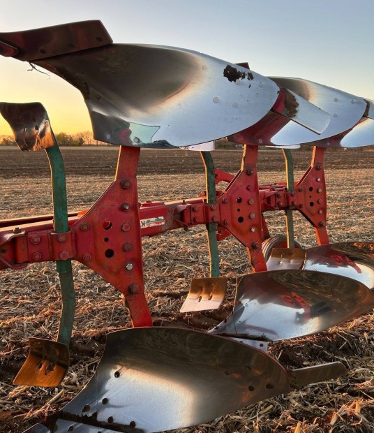 Elad Kverneland 3 fejes vltvaforgats eke