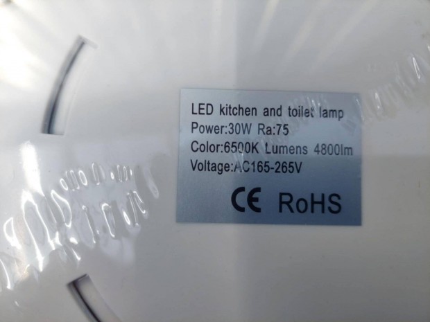 Eladó LED lámpa (beltéri)
