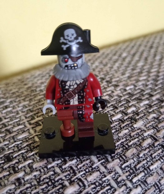 Elad LEGO Zombi kalz figura,minifigura postval!