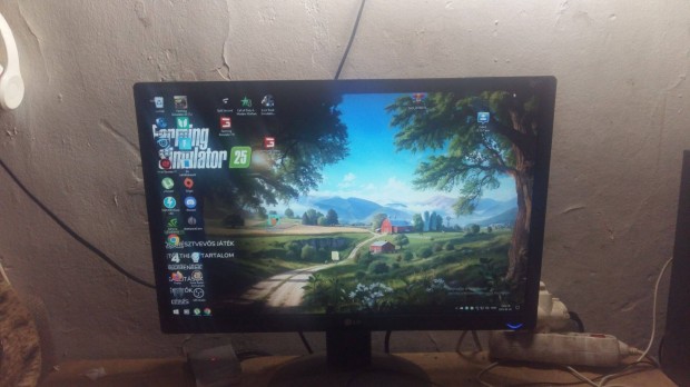 Elado LG Flatron W2234S-BN 22" LCD monitor
