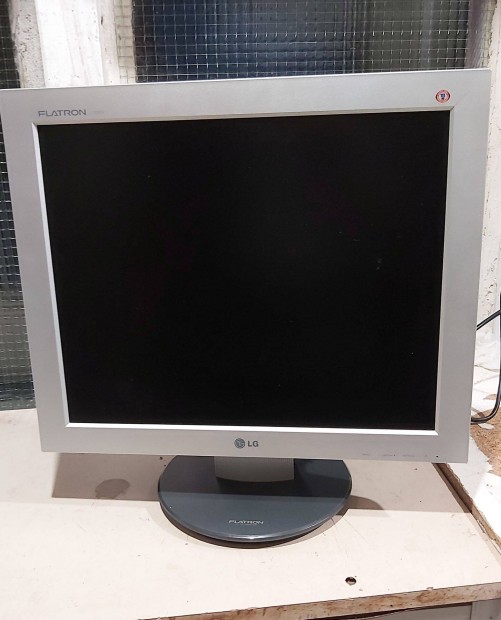 Elad LG Flatron monitor