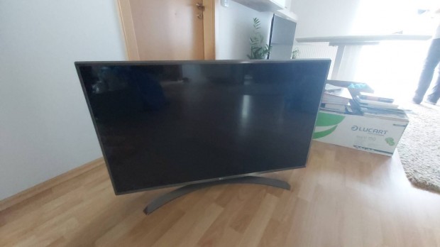 Eladó LG UHD/4K LED televízió