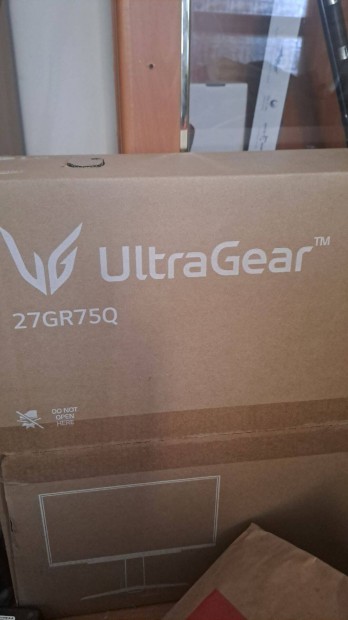 Elad LG Ultragear 2k 165hz monitor garancival dobozval