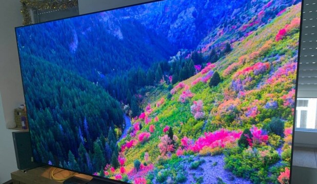 Elad LG smart 4k tv.