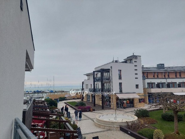 Eladó Lakás, Balatonfüred