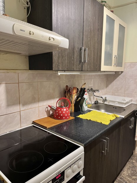 Elad� Lak�s, B�k�scsaba 22.900.000 Ft