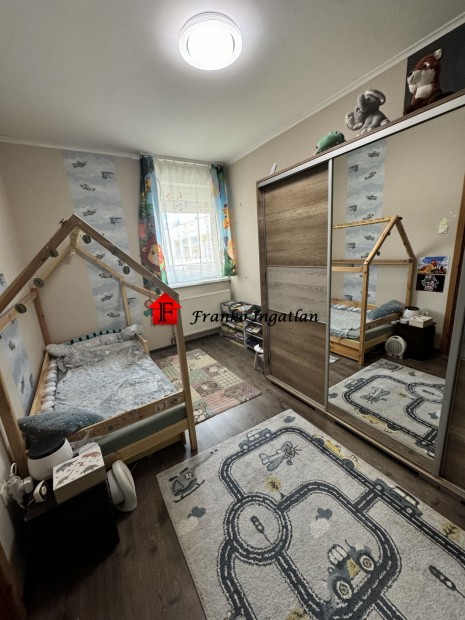 Elad Laks, Bkscsaba 32.900.000 Ft