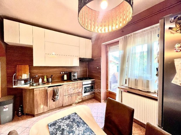 Eladó Lakás, Budapest 20. ker.
