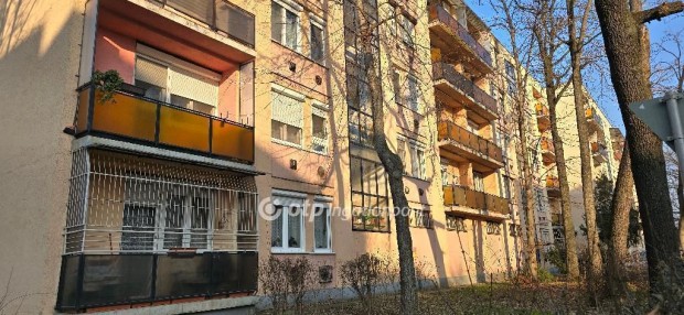 Eladó Lakás, Debrecen