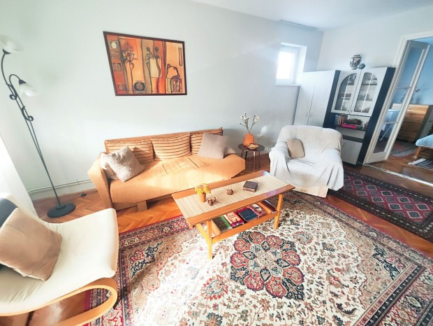 Elad� Lak�s, Miskolc 37.000.000 Ft