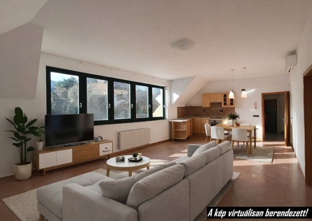 Elad� Lak�s, Veszpr�m 89.999.000 Ft