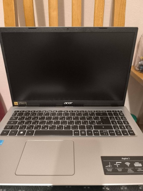 Elad Laptop Aspire 3 (Acer)