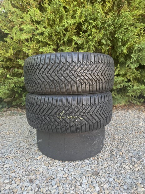 Eladó Laufenn 245/45 R18 négyévszakos gumi 2db!