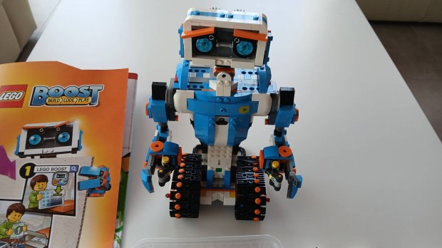 Elad Lego Boost Robot