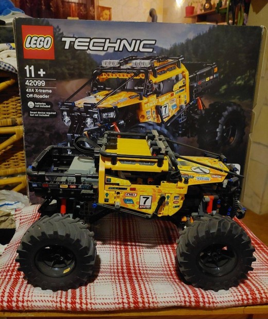 Eladó Lego Technic 42099 X-treme terepjáró, mobilappból vezérelhető