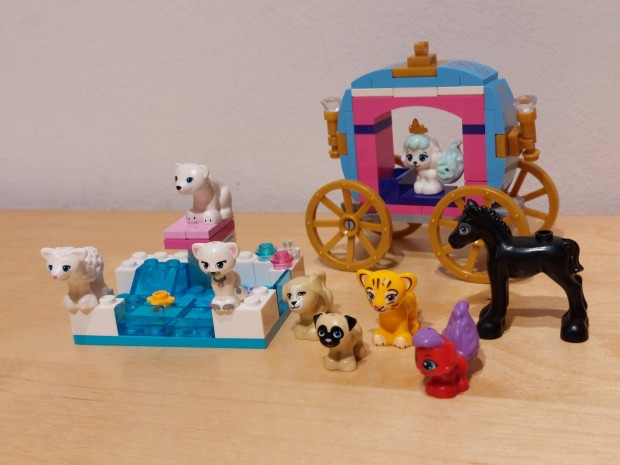 Eladó Lego mini állatok vegyesen, ló, hintó