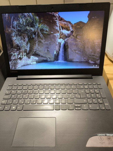 Elad Lenovo Ideapad 320i