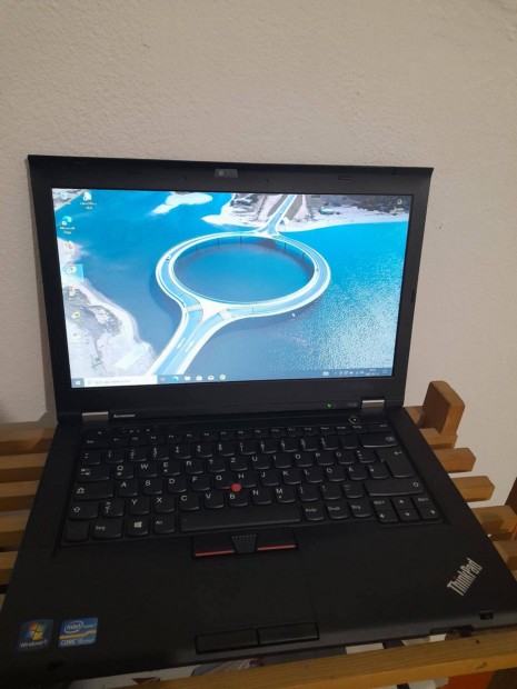 Elad Lenovo Thinkpad T430 i5 laptop j akkumultoral