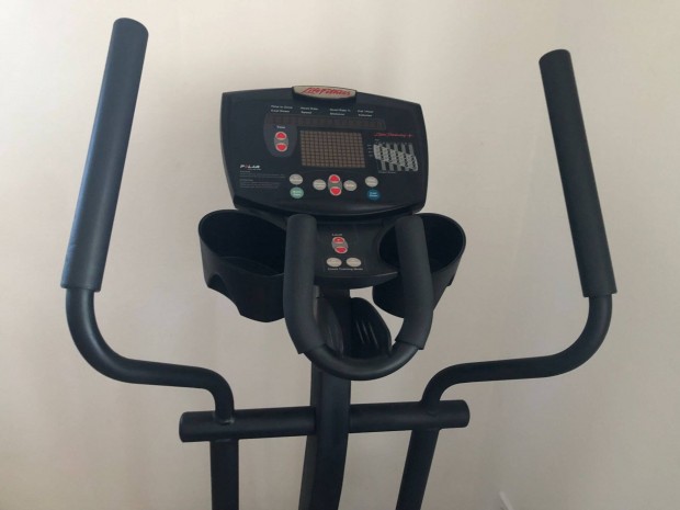 Elad Life Fitness x5i elliptikus trner