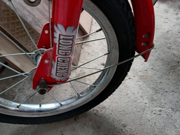 Eladó.Long jó állapotú négykerekű kerékpár