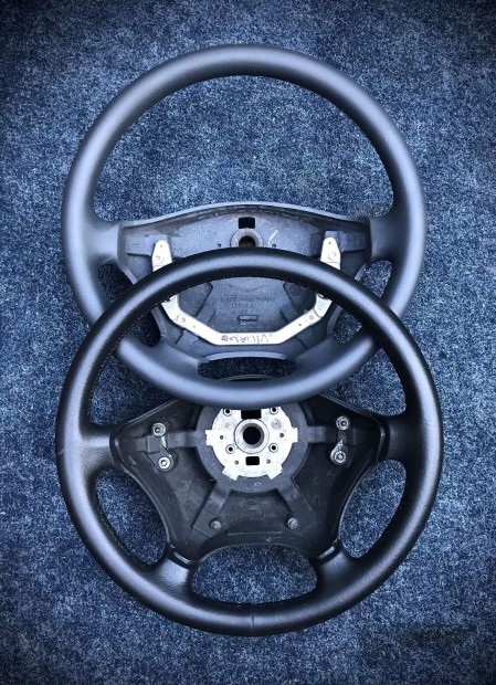 Elad MB Vito Viano Sprinter, Vw Crafter hibtlan brkormny. Bp/posta