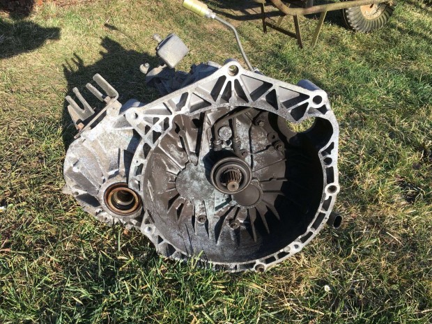 Eladó MG ZT 2,5 V6 manuális váltó Rover 75 sebességváltó