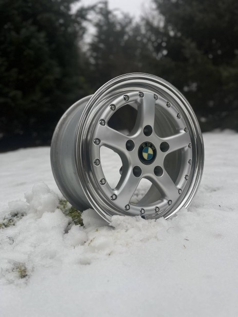 Elad� MSW ET35/ 5x120/ R15-�s 2 r�szes felni szett