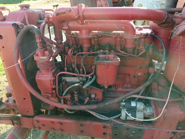 Elad MTZ 80 motor