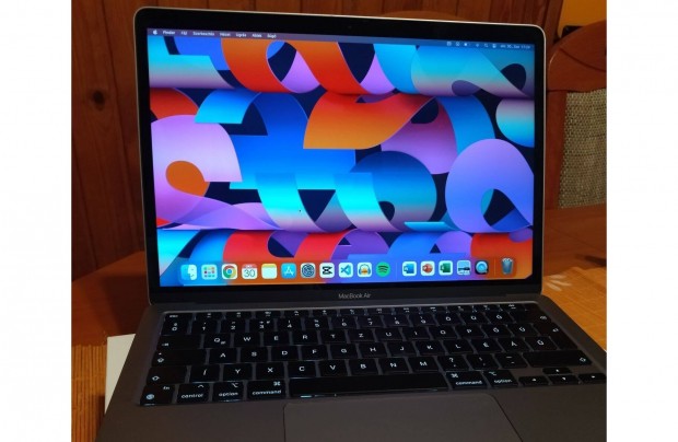 Elad Macbook Air M1 (2020), 13", 256 GB, space gray