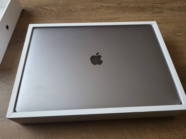 Elad Macbook Pro 16, 2019