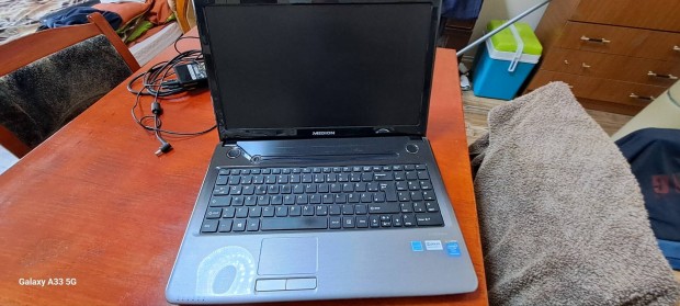 Elad Medion akoya E6234 laptop!