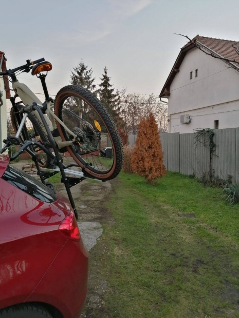 Elad�:Menabo Logic 2 ker�kp�rsz�ll�t�