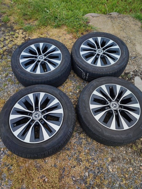 Eladó Mercedes CLA gyári 16" felni szett