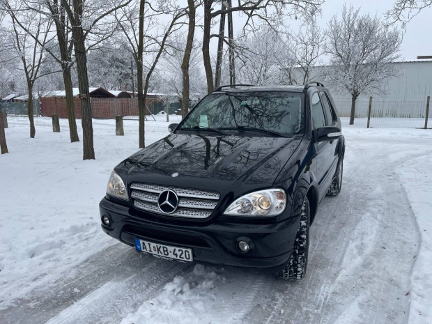 Elad� Mercedes ML 320