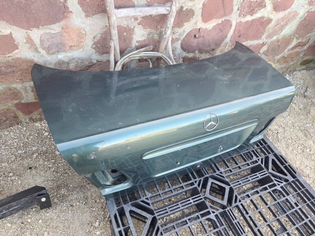 Eladó Mercedes -Benz W210 W 210 csomagtérajtó / hátsó ajtó