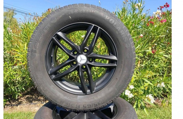Eladó Mercedes ( 5x112 ) alufelni, 215/65 R16 téligumival