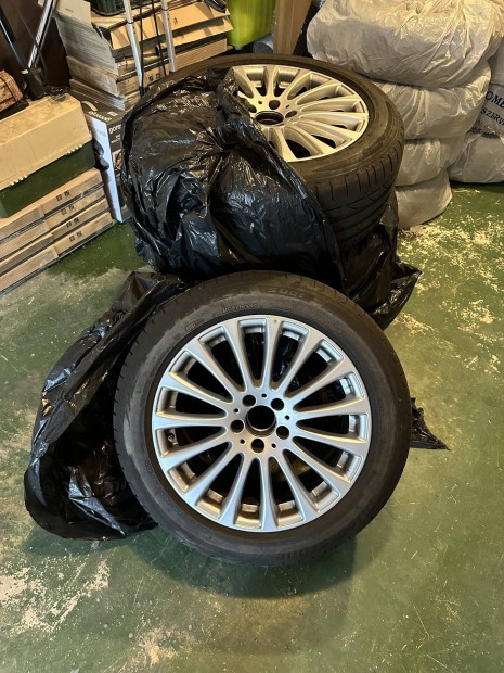 Eladó Mercedes gyári 18" alufelni szett Bridgestone gumikkal