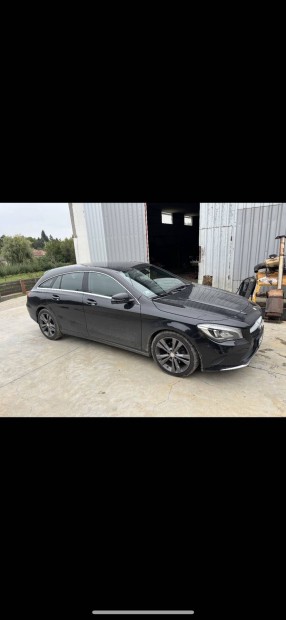 Elad Merceses CLA 200 4Matic