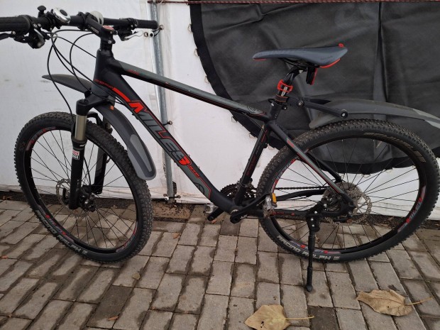 Elad Miles Elite mountain bike