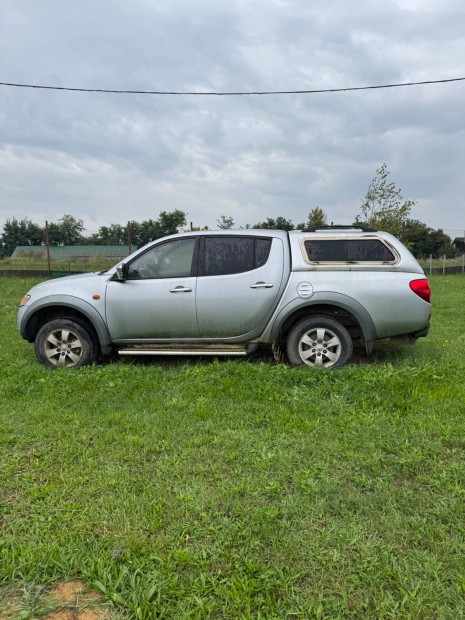 Elad Mitsubishi L200