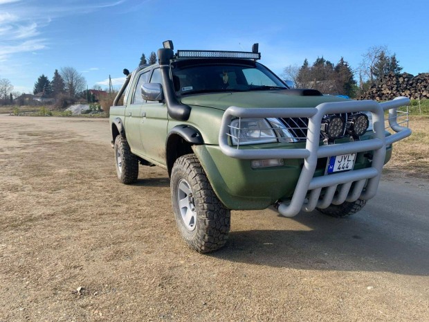 Elad Mitsubishi L 200