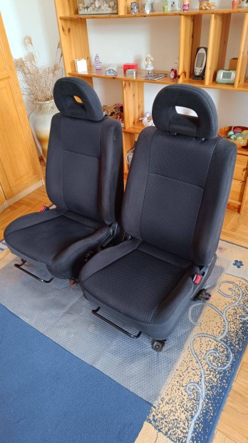 Elad Mitubishi Lancer VII (2006 vjrat) els lsek