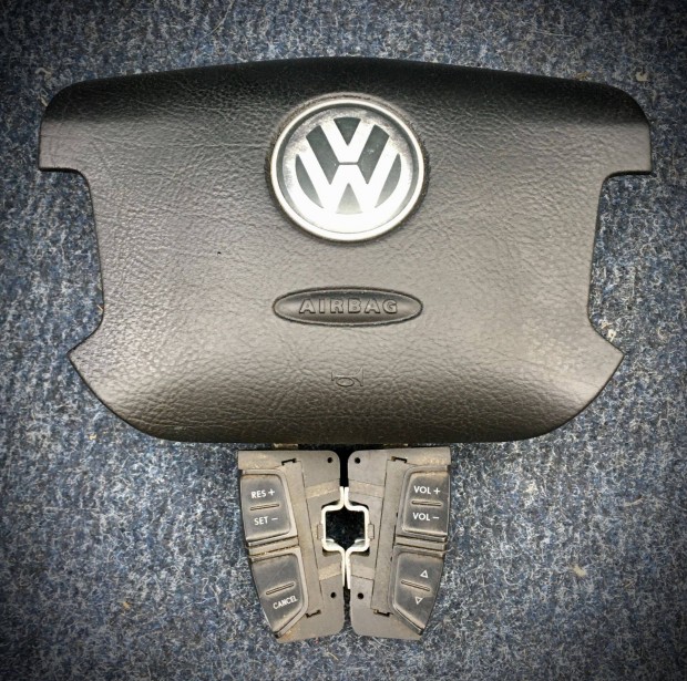 Eladó Mk4-es Sharan Passat Golf stb multigombos légzsák. Bp/posta