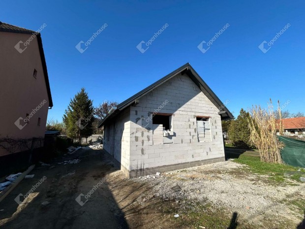 Elad Monoron jpits csaldi hz
