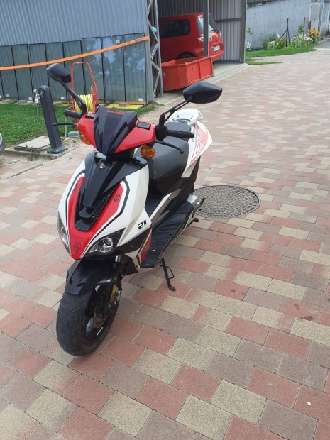 Elad Motowell Crogen RS 21