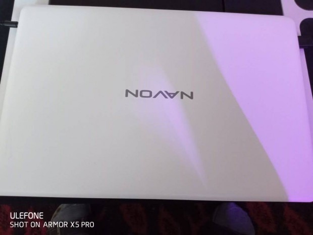 Elad Navon 14 laptop, tskval