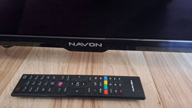 Elad Navon Full-HD 48"-os TV